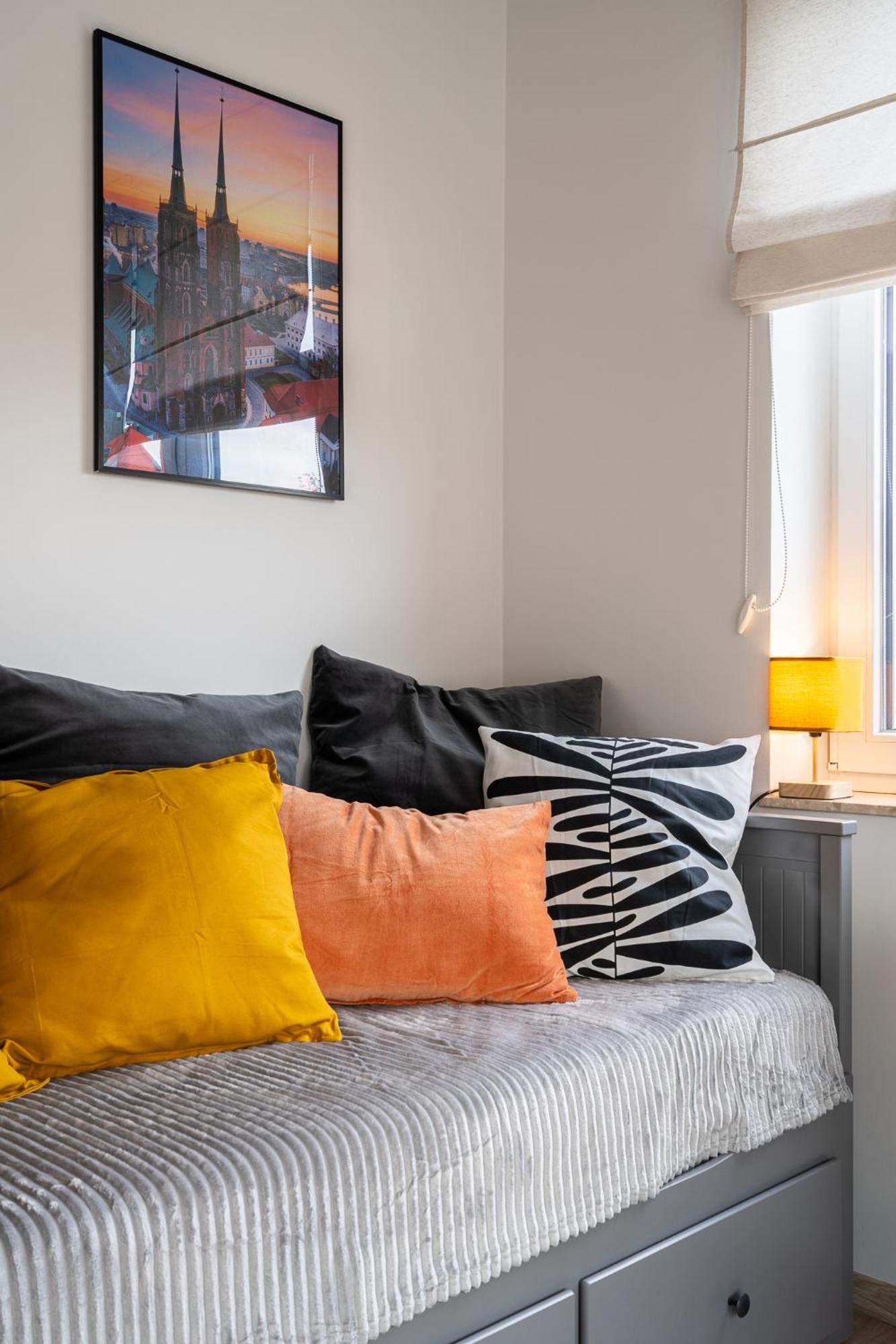 Rentplanet - Studio Dyrekcyjna Вроцлав Екстер'єр фото